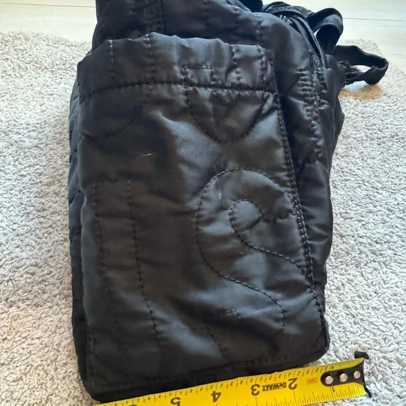 Black Quilted Tote Bag Marc Jacobs - Picture 4 of 9